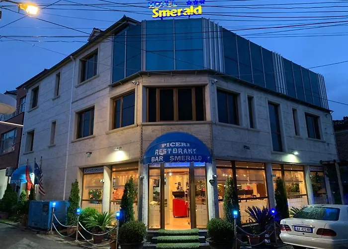 Hotel Smerald